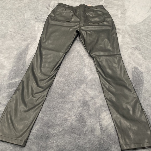 Pretty Little Thing Black Faux Leather Split Hem Pants - Picture 2 of 6